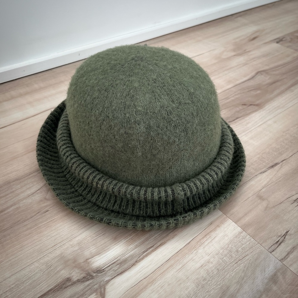 Something Special Green 100% Wool Hat Rhinestone Beaded Flower - Picture 6 of 7